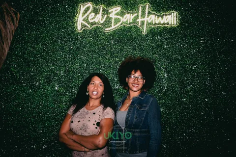 Red Bar photo